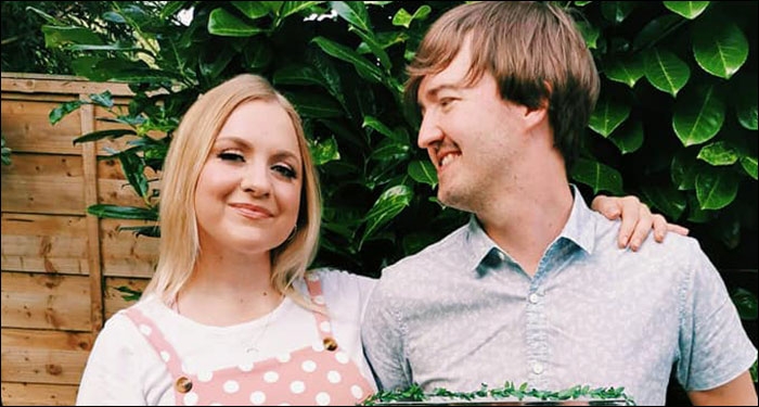 Worship Leader Philippa Hanna Expecting Baby Girl