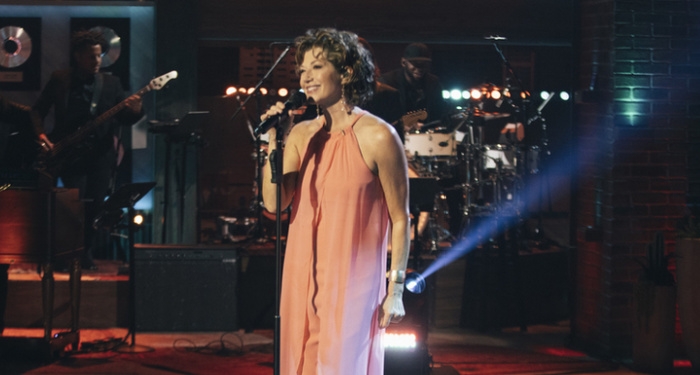 Amy Grant Performs on The Kelly Clarkson Show