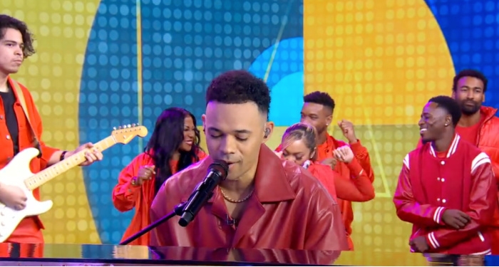 Tauren Wells Performs on Good Morning America