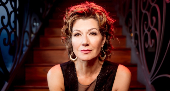 Amy Grant Releases New Single